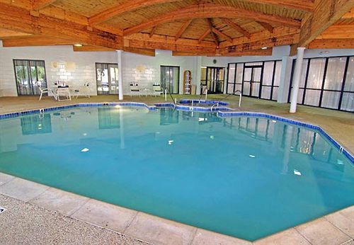 Hotel Radisson Detroit-farmington Hills 3*