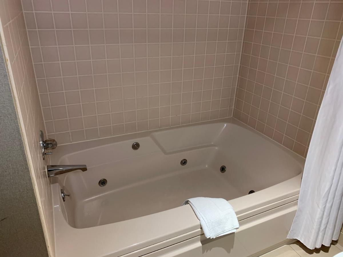Radisson Detroit-farmington Hills Hotel 3*