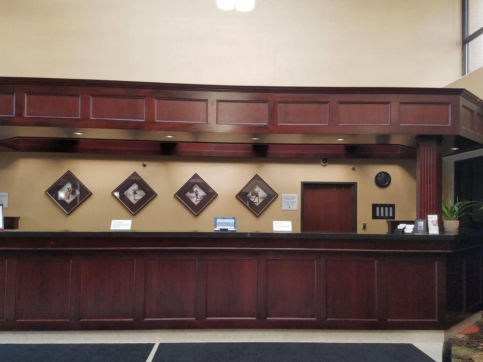 Hotel Radisson Detroit-farmington Hills