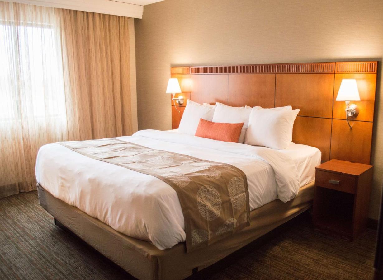 Radisson Detroit-farmington Hills Hotel Farmington Hills